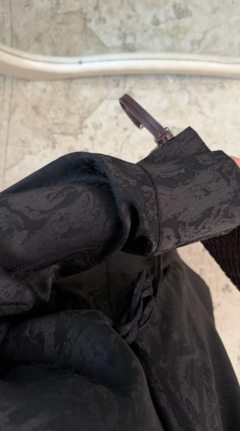 Amore dress with side bow - black