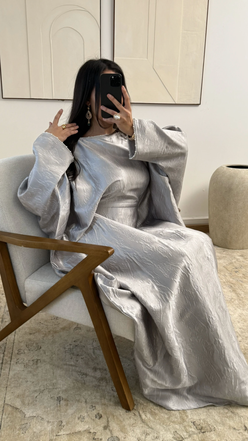 Butterfly Pearl Abaya - Silver