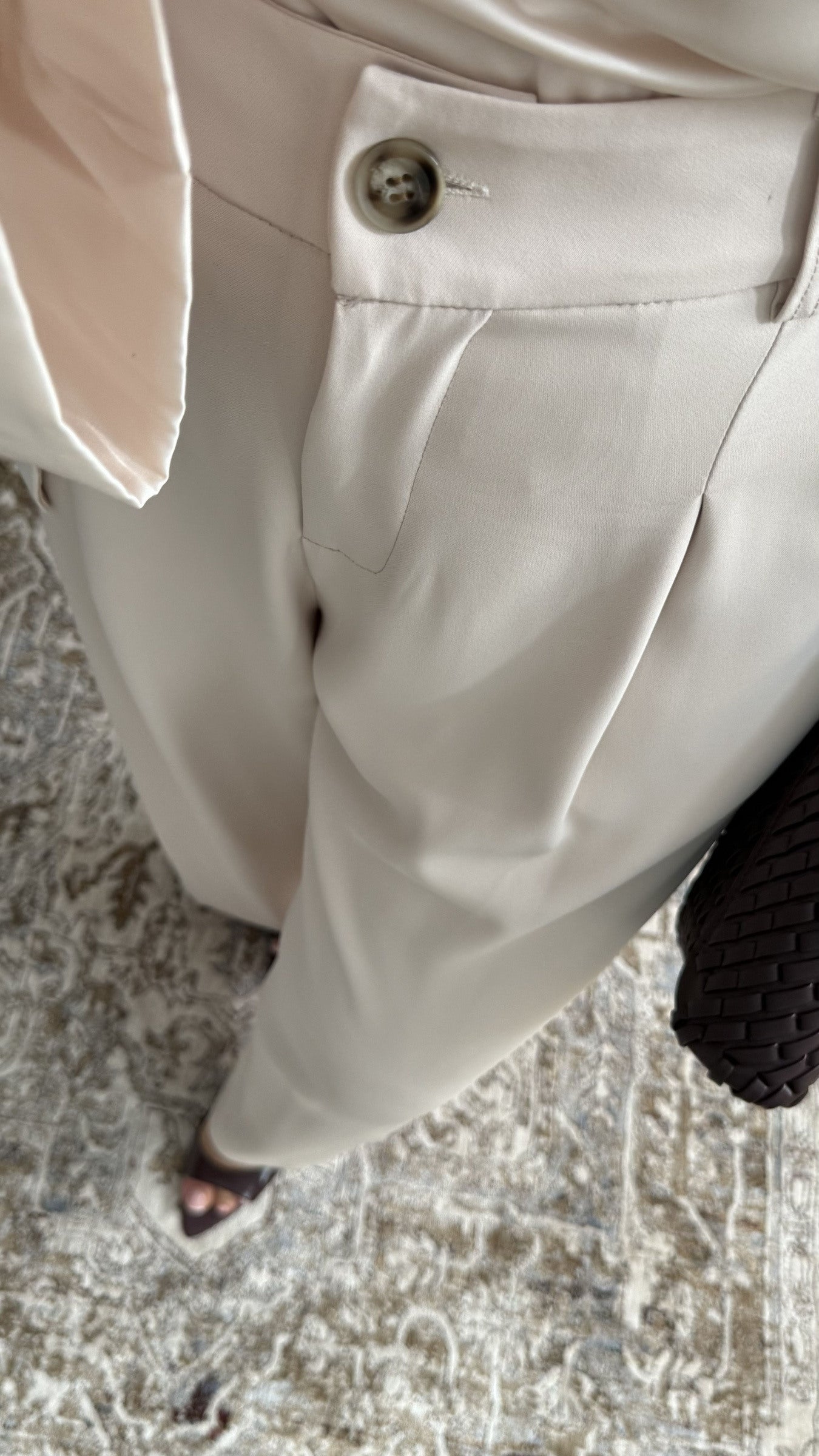 Amore - Beige Pants